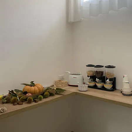 فندق مبيت وإفطار Donnarooms بومبيي